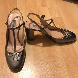 Sjp by Sarah Jessica Parker Relic pewter 40